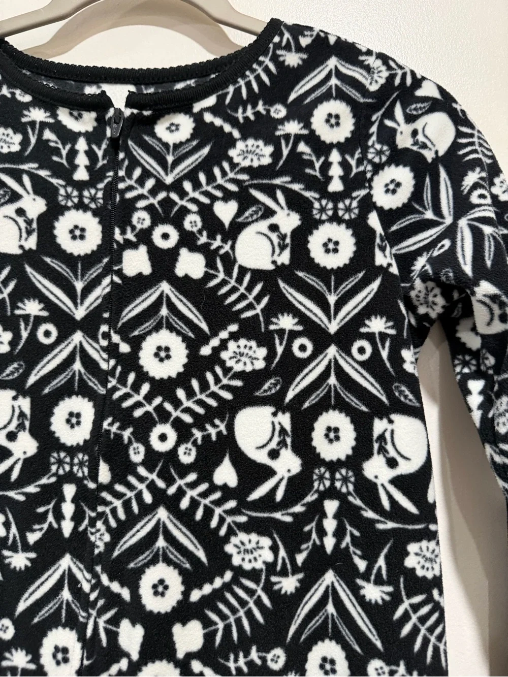 Carter’s Girls Black & White Bunny Floral Footed Fleece Pajamas Size 10/10A